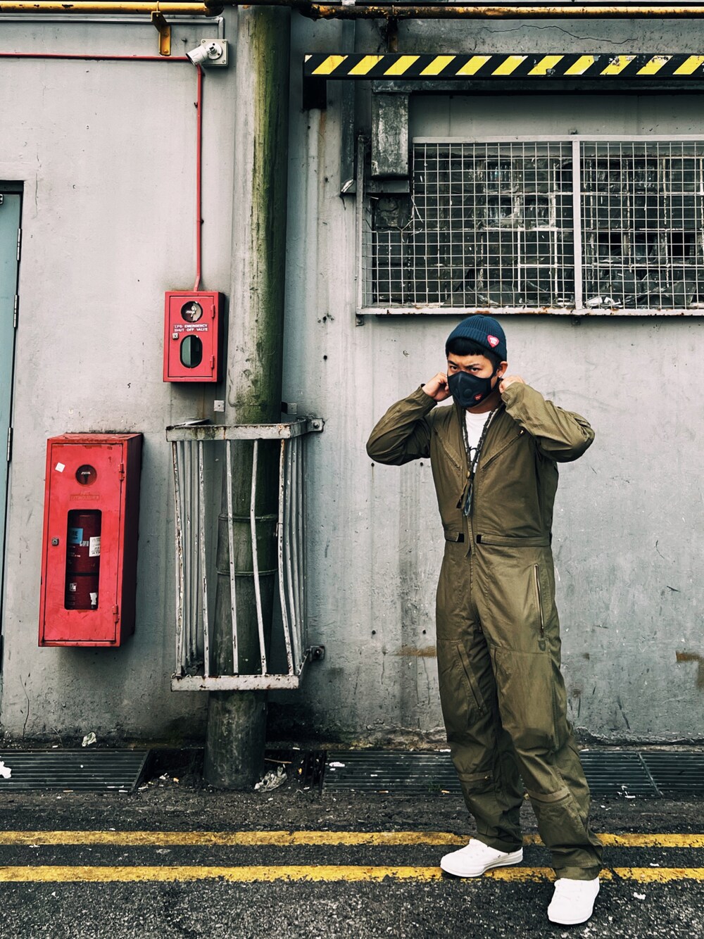 「humanmade、ootd、Americana、military、overall、Japan、CONVERSE ADDICT、NIGO®」｜「CONVERSE ADDICTのConverse Addict By Nigo SS12（スニーカー、ホワイト系）」を使った、thinkchinkさん（メンズ・169cm）の冬コーディネートの1枚目の写真