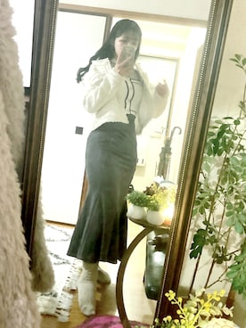 「GRL（グレイル）のアイテム（スカート、グレー系）」を使った、🥨さん（レディース・155cm）の冬コーディネート