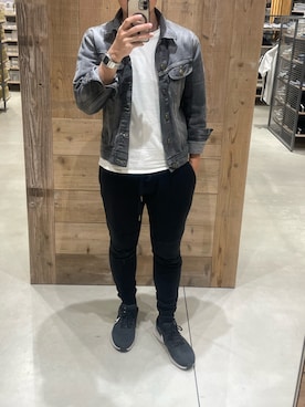 「Lee（リー）のアイテム（デニムジャケット）」を使った、lasscalさん（メンズ・174cm）の春コーディネート