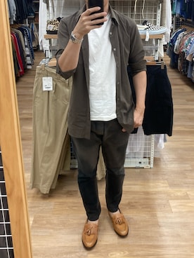 「アイテム（ローファー、オレンジ系）」を使った、lasscalさん（メンズ・174cm）の夏コーディネート