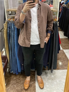 「アイテム（ローファー、オレンジ系）」を使った、lasscalさん（メンズ・174cm）の秋コーディネート