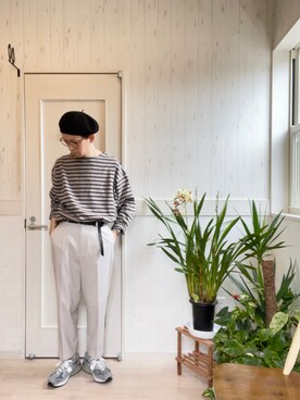 「improves（インプローブス）のアイテム（トップス）」を使った、T2yさん（メンズ・170cm）の春コーディネート