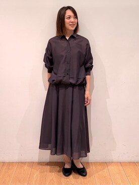 「INDIVI（インディヴィ）の【接触冷感／洗える／2WAY】ドロスト付 シアーシャンブレーシャツ（シャツ/ブラウス、ブラウン系）」を使った、mikkoさん（レディース・159cm）の春コーディネート