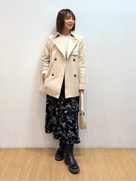 「INDIVI（インディヴィ）の【花粉付着防止／撥水／UVケア】名品トレンチコート（トレンチコート、ベージュ系）」を使った、mikkoさん（レディース・159cm）の冬コーディネート