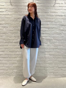 「アイテム（スウェットパンツ、シルバー系）」を使った、Chiba_TOMORROWLANDさん（レディース・167cm）の夏コーディネート