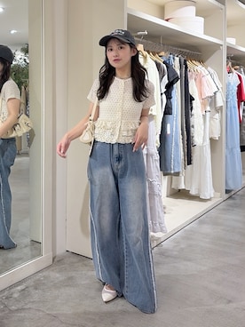「w closet（ダブルクローゼット）のフリンジバギーデニムパンツ（デニムパンツ、ブルー系）」を使った、kanonさん（レディース・152cm）の夏コーディネート