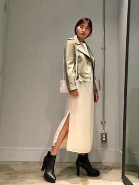「アイテム（ライダースジャケット、グリーン系）」を使った、Miaさん（レディース・162cm）の夏コーディネート