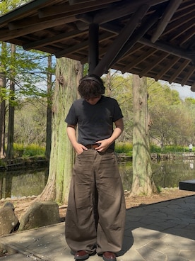 「無印良品（ムジルシリョウヒン）のアイテム（Tシャツ/カットソー、ブラック系）」を使った、暇人さん（メンズ・165cm）の春コーディネート