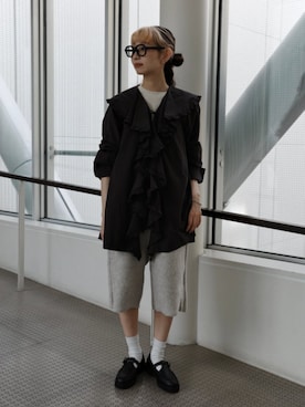 「Uhr（ウーア）のアイテム」を使った、浅野さん（レディース・158cm）の秋コーディネート