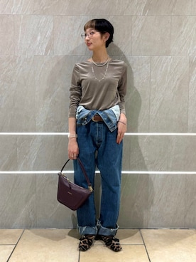 「SHIPS（シップス）のアイテム（Tシャツ/カットソー）」を使った、浅野さん（レディース・158cm）の秋コーディネート