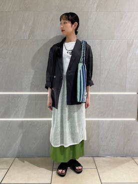 「SHIPS（シップス）のアイテム（トートバッグ）」を使った、浅野さん（レディース・158cm）の秋コーディネート