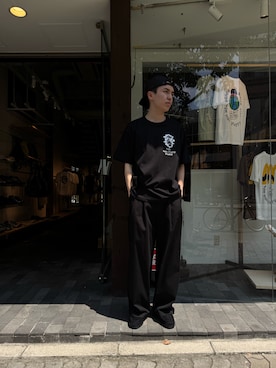 「The Make Happy Studio（ザメイクハッピーストゥディオ）のアイテム（T Shirts、ブラック系）」を使った、kanjinhoshiさん（メンズ・178cm）の秋コーディネート