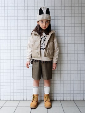 「アイテム（ダウンベスト）」を使った、REOさん（キッズ・120cm）の秋コーディネート