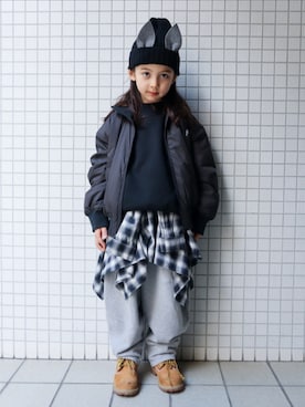 「minimal（ミニマル）のアイテム」を使った、REOさん（キッズ・120cm）の冬コーディネート