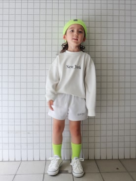 「アイテム（その他パンツ、ホワイト系）」を使った、REOさん（キッズ・110cm）の秋コーディネート