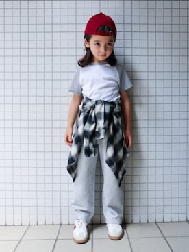 「スウェットパンツ」｜REOさん（キッズ・120cm）の夏コーディネート