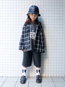 「アイテム（レッグウェア）」を使った、REOさん（キッズ・120cm）の秋コーディネート