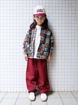 「アイテム（チノパンツ）」を使った、REOさん（キッズ・120cm）の秋コーディネート