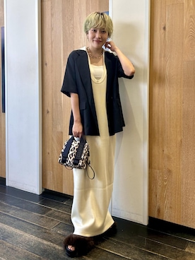 「ADAM ET ROPE'（アダムエロペ）の【サステナブル】スクープネックフーディニットワンピース（ワンピース）」を使った、kaedekanoさん（レディース・155cm）の秋コーディネート