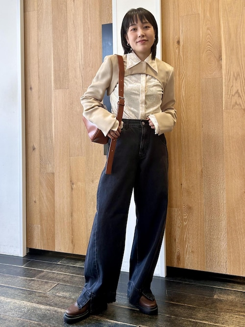 一部WEB限定カラー・サステナブル】スクエアロゴショルダー