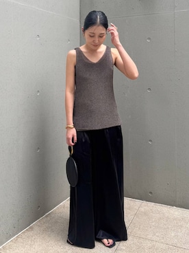「Chaos（カオス）のChaos(カオス)/ モーラサテンパンツ（その他パンツ、ブラック系）」を使った、hirocoさん（レディース・162cm）の春コーディネート