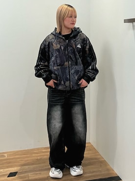 「adidas（アディダス）のカモ フード付き フルジップ / アディダスオリジナルス adidas Originals（パーカー）」を使った、ORさん（レディース・157cm）の秋コーディネート