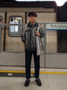 「SAINT LAURENT PARIS（サンローランパリ）のアイテム（シューズ）」を使った、marcowan00さん（メンズ・168cm）の冬コーディネート