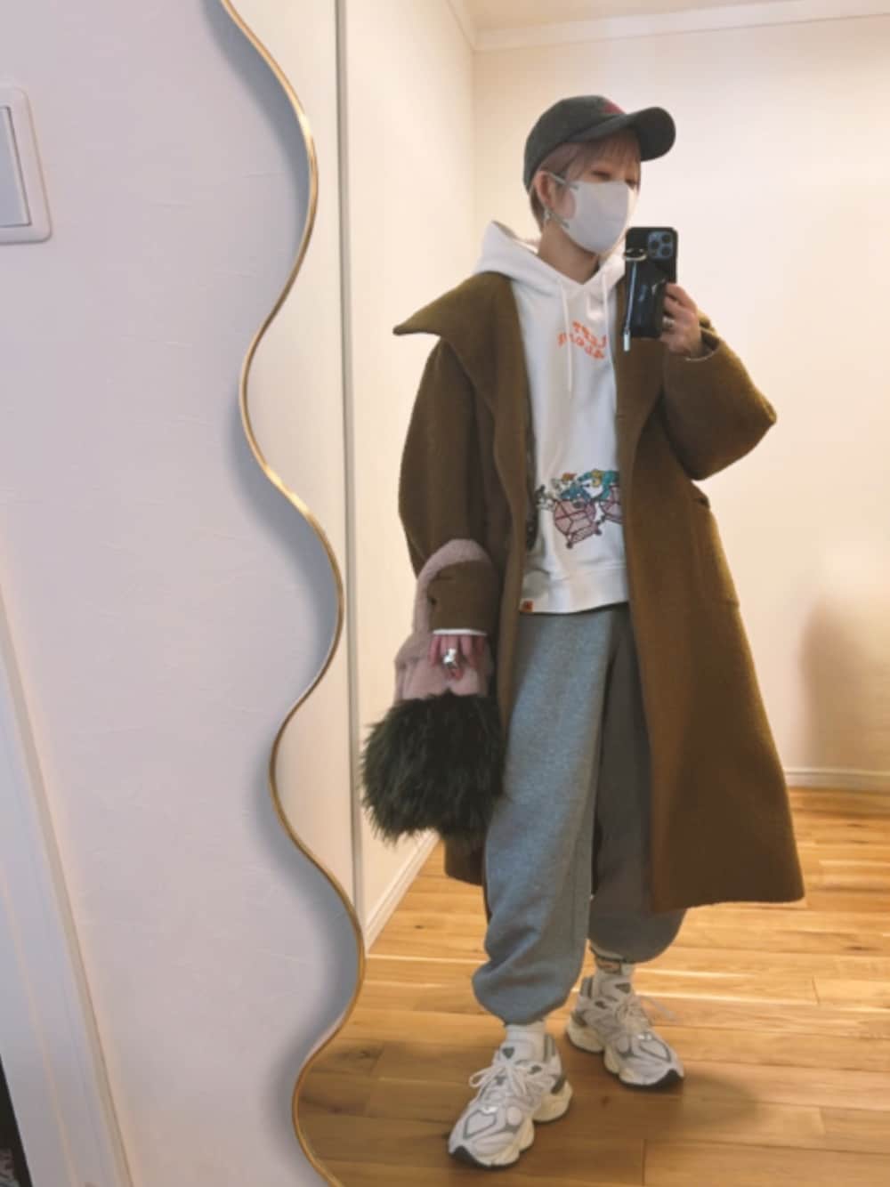 パーカーを使った「Left Alone」の人気ファッションコーディネート - WEAR