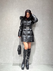 GDベルト付きフェイクレザーロングダウンコート｜ジェイダ（GYDA）公式