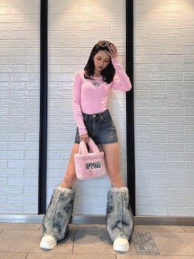 「アイテム（デニムスカート）」を使った、HARUKIさん（レディース・158cm）の秋コーディネート