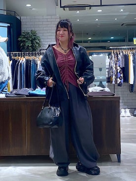 「アイテム（スラックス）」を使った、miii.さん（レディース・151cm・30代）の秋コーディネート