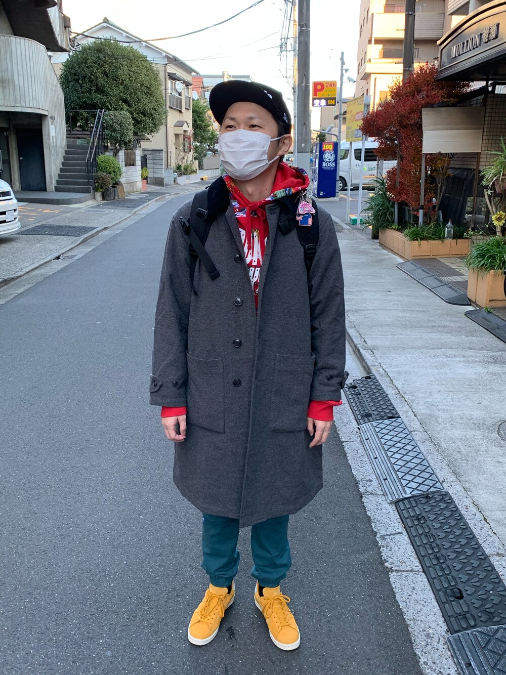 「大人カジュアル、休日コーデ、ストリート、lafayette、adidas、FATYO」｜「FATのアイテム（ジャケット/アウター、グレー系）」を使った、からあげシェイク2さん（メンズ・175cm）の冬コーディネートの1枚目の写真