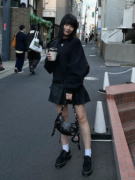 「BALENCIAGA」｜「アイテム（ワンピース/ドレス）」を使った、Cyanさん（レディース・154cm）の秋コーディネート