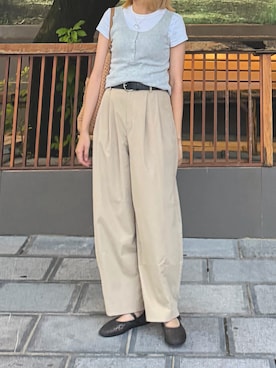 「melissa（メリッサ）のアイテム」を使った、Hayley さん（レディース・164cm）の夏コーディネート