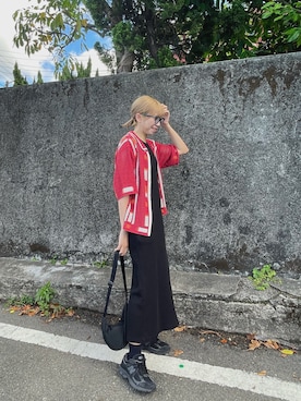 「アイテム（ジャンパースカート）」を使った、Hayley さん（レディース・164cm）の秋コーディネート