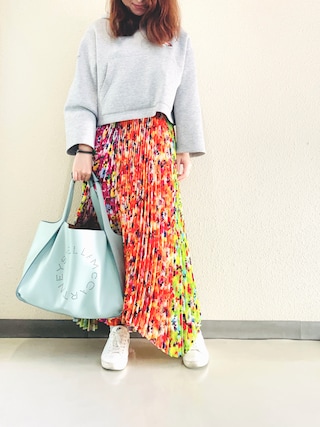 新品・タグ付き MSGM フローラル プリーツスカート MSGM（エムエスジーエム）の「マルチフラワー プリーツスカート