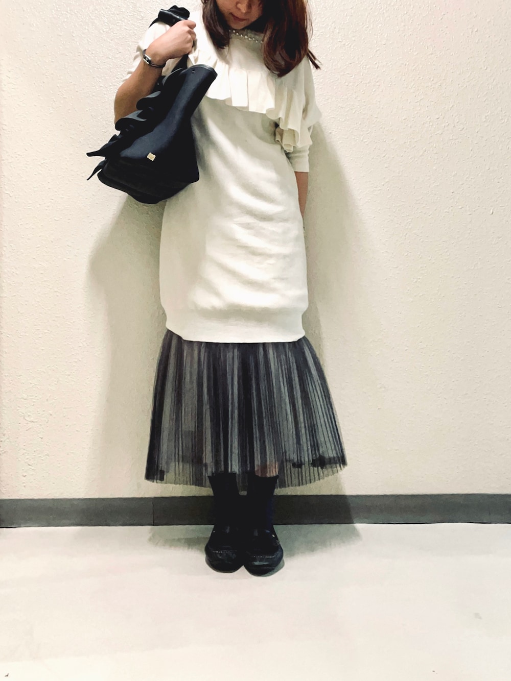 「オマージュ、お洒落さんとつながりたい、ワンピース、ロングワンピース、ロングワンピ、チュールスカート」｜「Re.Verofonnaのボリュームチュールスカート（スカート、ブラウン系）」を使った、halm19さん（レディース・163cm）の冬コーディネートの1枚目の写真