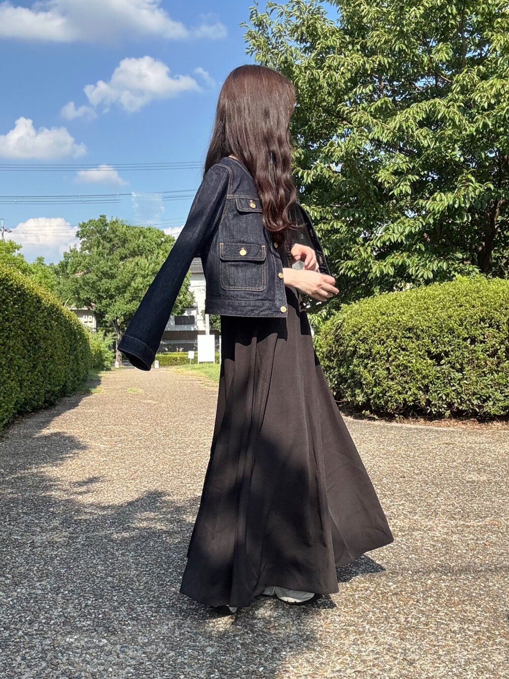 LILY BROWN（リリーブラウン）の「ノーカラークラシカルデニム