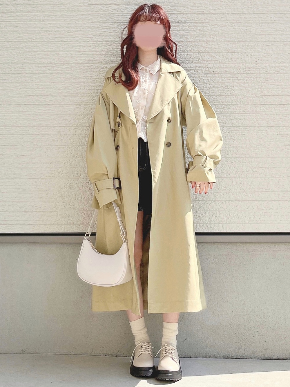 「春服みてみて、トレンチコート、シンプルコーデ、デニム、春アウター、春コーデ、ローファー、パステル映える春、休日スタイル、厚底シューズ、シャツスタイル」｜「RAY CASSINのボリュームトレンチコート（トレンチコート、グリーン系）」を使った、yuririn*さん（レディース・156cm）の春コーディネートの1枚目の写真