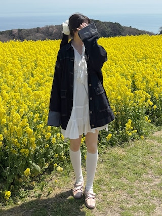 コットンライクラッフルカラーチュニックを使った人気ファッション