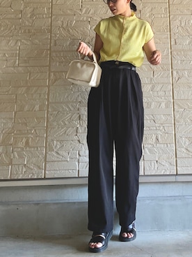 「ECRIRE（エクリール）のアイテム（スラックス）」を使った、AKARIさん（レディース・163cm）の夏コーディネート