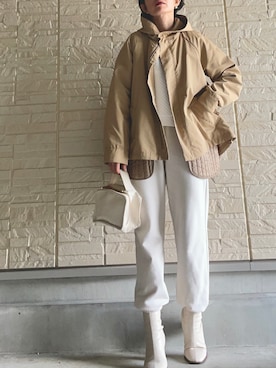 「アイテム（マウンテンパーカー）」を使った、AKARIさん（レディース・163cm）の春コーディネート