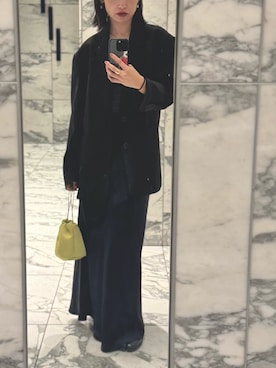 「M TO R（ムウトアール）のアイテム」を使った、AKARIさん（レディース・164cm）の春コーディネート
