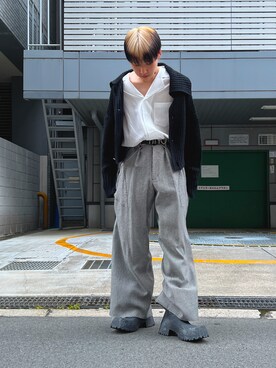 「sulvam（サルバム）のアイテム（スラックス）」を使った、ながさきたいがさん（メンズ・169cm）の夏コーディネート