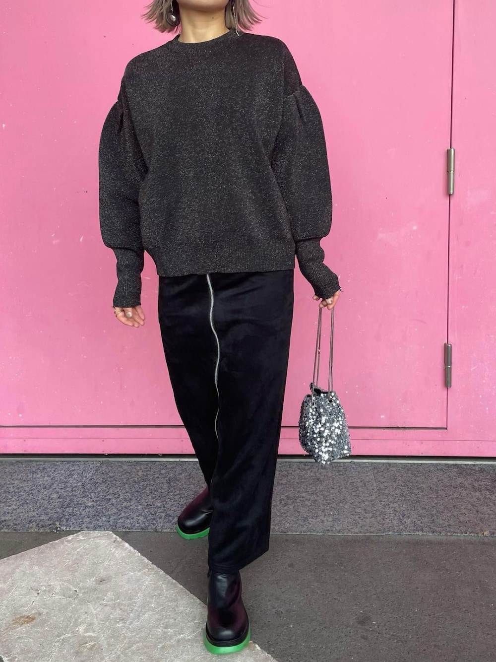 「大人かわいい、新星WEARISTAにエントリー、冬服」｜「miniaのカラーソールサイドゴア（ブーツ、ブラック系）」を使った、ⓒⓗⓘーⓒⓗⓐⓝさん（レディース・161cm）の冬コーディネートの1枚目の写真