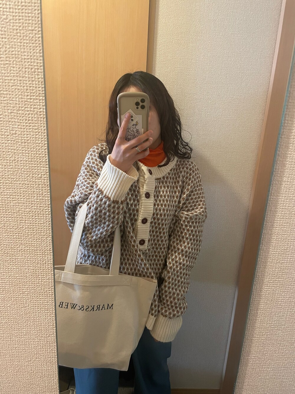 「GU、柄ニット、ニットコーデ、トートバッグ」｜「classicalelfの大人レトロが気分。2wayジャガード柄ゆったりニットトップス（ニット/セーター、グレー系）」を使った、Yuukaさん（レディース・156cm）の冬コーディネートの1枚目の写真