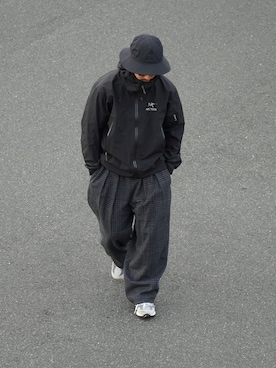 「ARC'TERYX（アークテリクス）のアイテム（ナイロンジャケット）」を使った、🦊さん（メンズ・170cm）の秋コーディネート