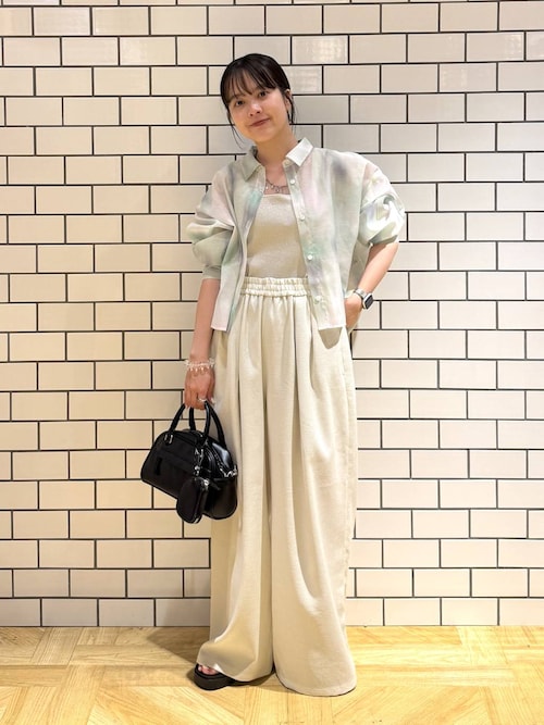 LOWRYS FARM 京都ポルタaiさんのシャツ/ブラウスを使った