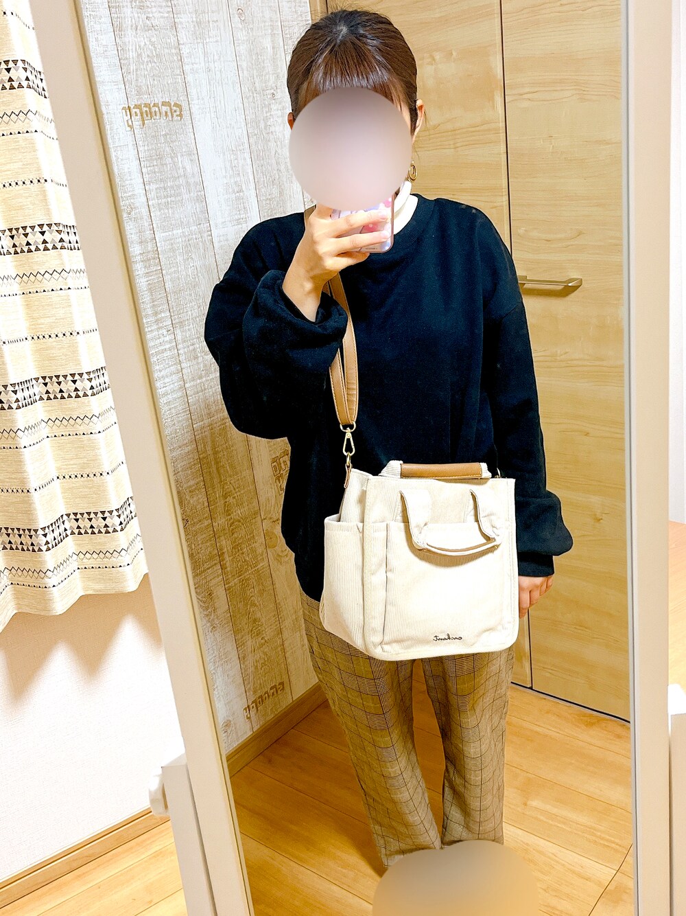 「chocomeeのグレンチェックテーパードパンツ（その他パンツ、ブラウン系）」を使った、nozomi*さん（レディース・147cm）の秋コーディネートの1枚目の写真