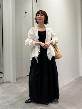 「かぐれ（カグレ）のアイテム」を使った、久木 美音さん（レディース・157cm）の夏コーディネート
